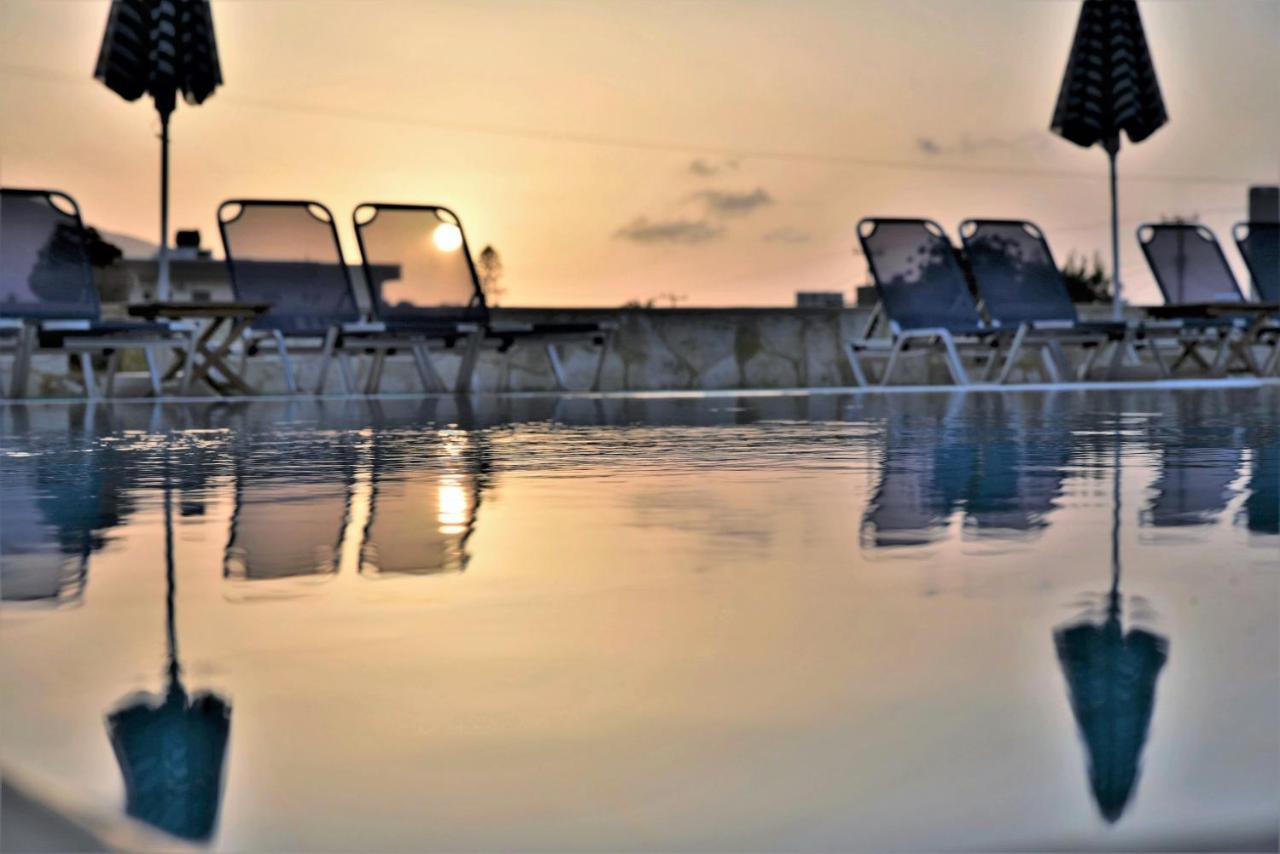 Golden Bay Hotel Apartments Malia  Ngoại thất bức ảnh
