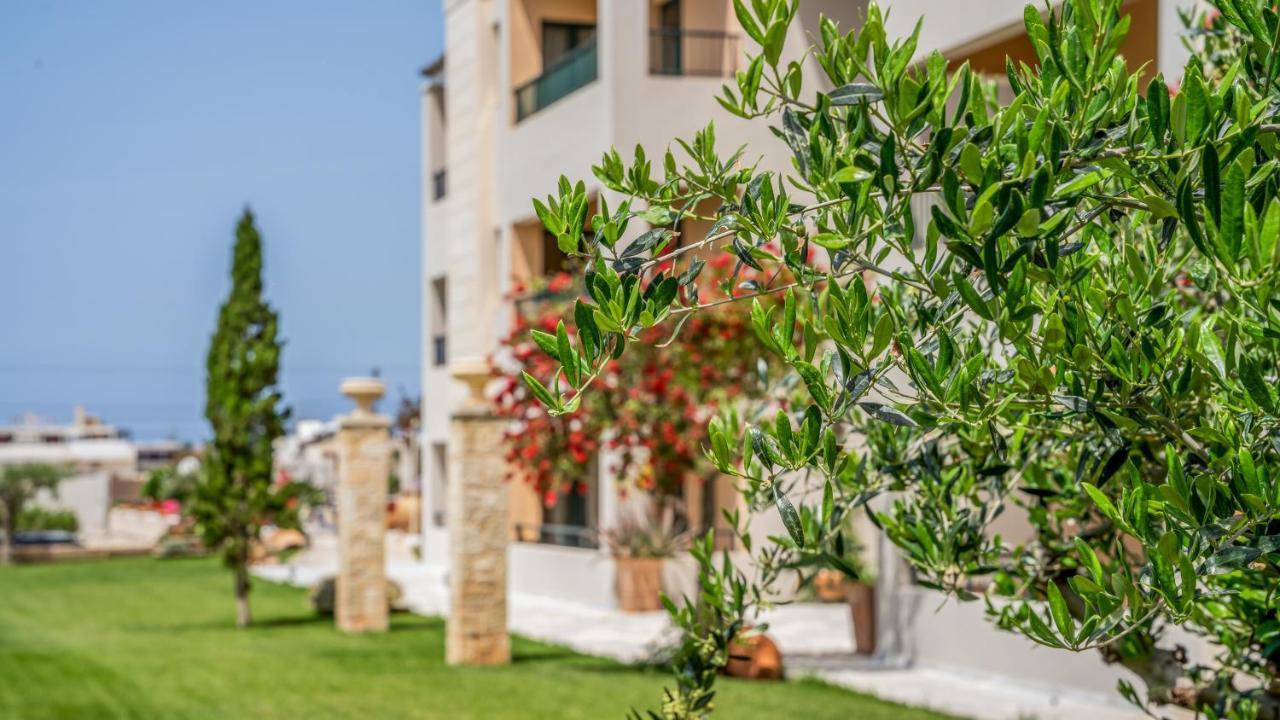 Golden Bay Hotel Apartments Malia  Ngoại thất bức ảnh